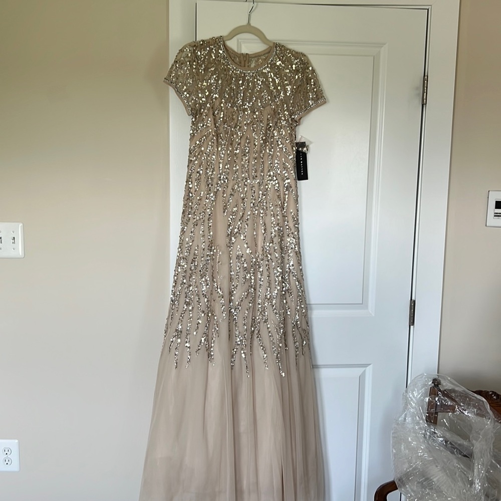 Aidan Mattox Sequin gown. Color soft blush beautiful detail.